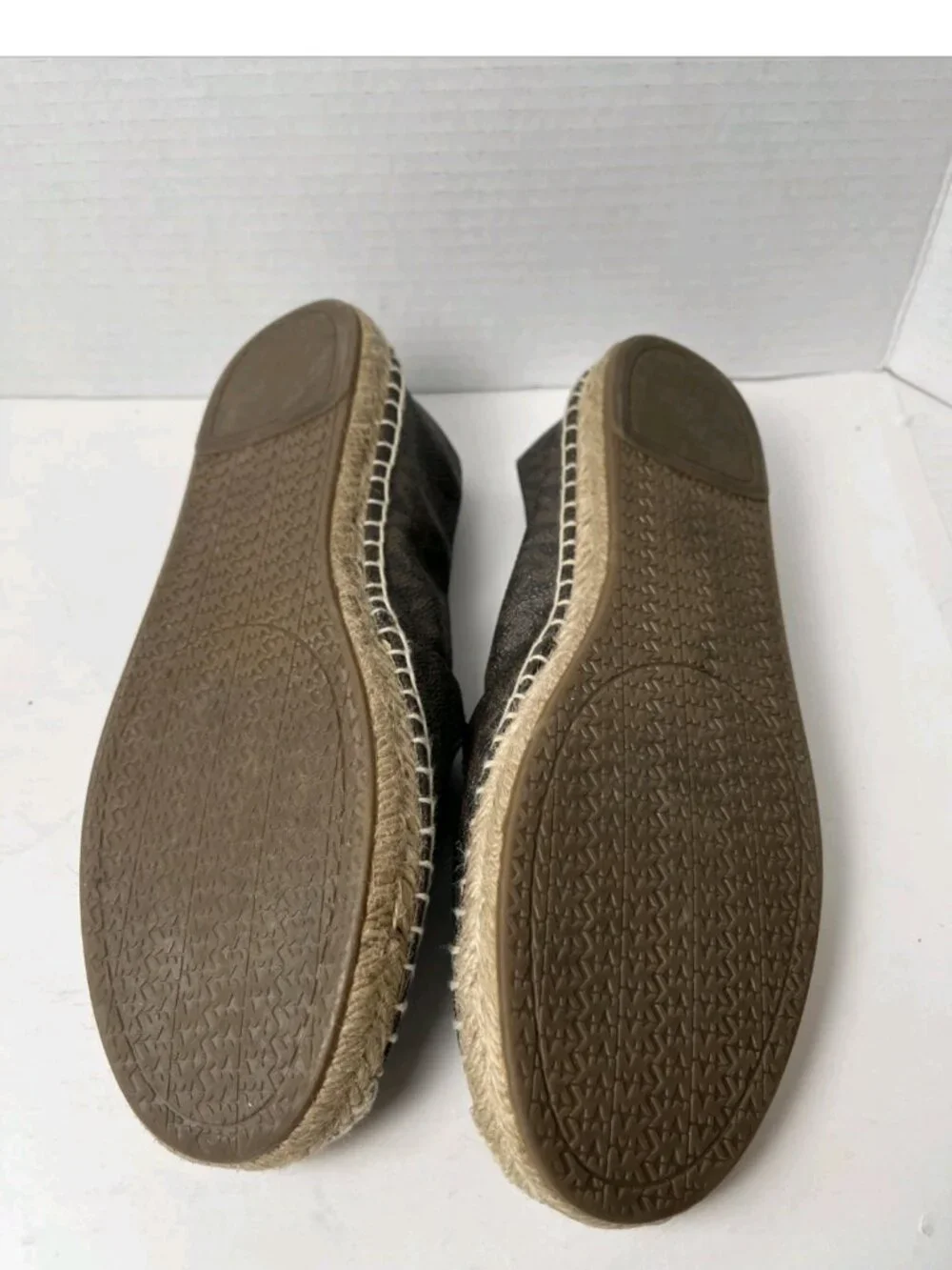 Michael Kors MK Logo Brown Espadrille Flats Size 8.5M